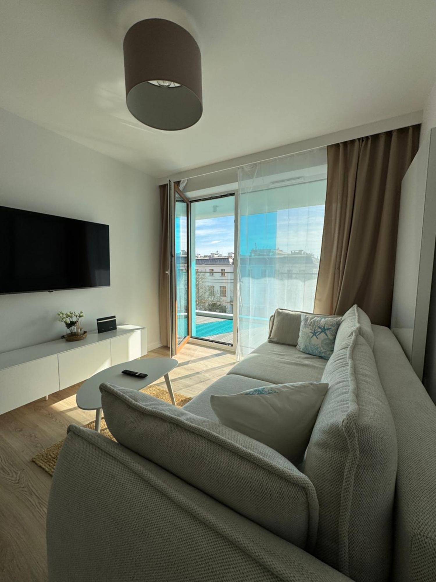 4Summer Kolobrzeg Apartamenty White Blue Sauna & Fitness & Parking 100 Metrow Do Pieknej Szerokiej Piaszczystej Plazy, Wspanialy Widok Z Duzego Tarasu! 100 Meter Zu Einem Schoenen Breiten Sandstrand, Herrliche Aussicht Von Einer Grossen Terrasse! Exterior foto